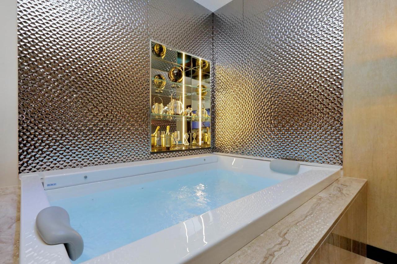 Spanish Hills Collection Luxury Suites & Jacuzzi Roma Exterior foto